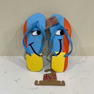 NWT DV8 by Dolce Vita Flip Flops